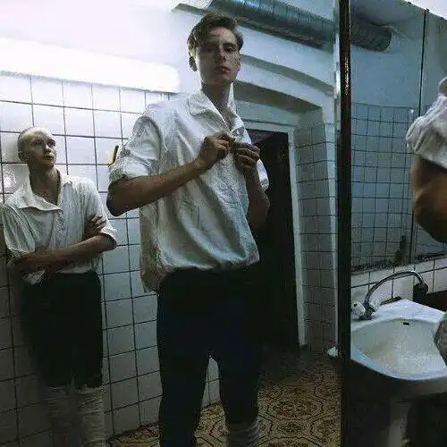 6686体育官网合作伙伴温致如猫