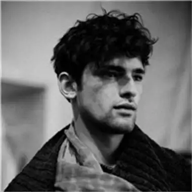 6686体育官网金牌作者Briar