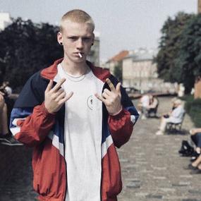 6686体育官网铁牌作者Leo