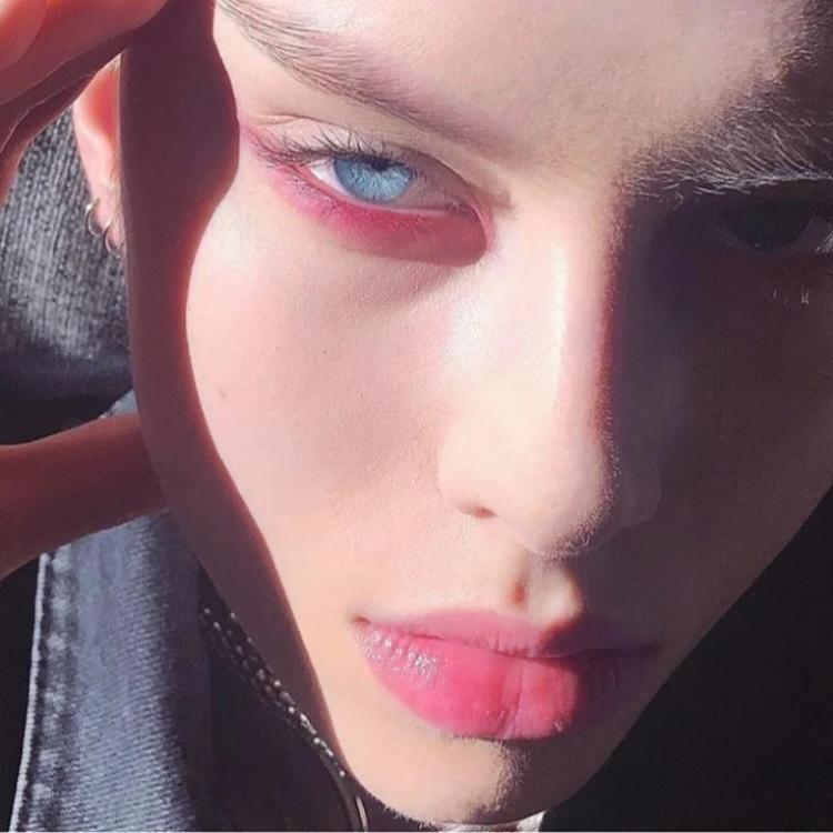 6686体育官网铜牌作者Jocelyn