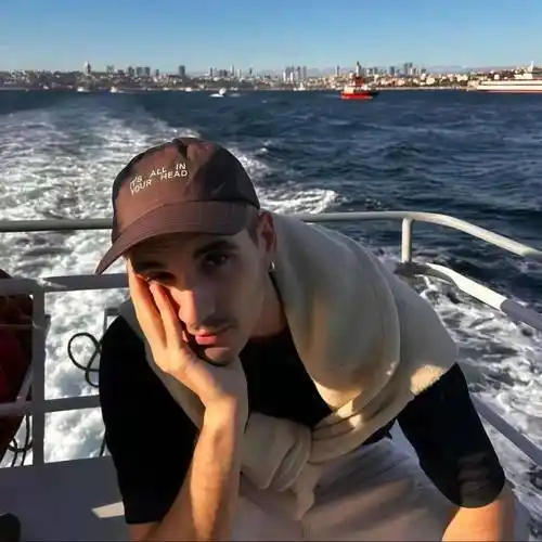 6686体育官网初级作者满身清净