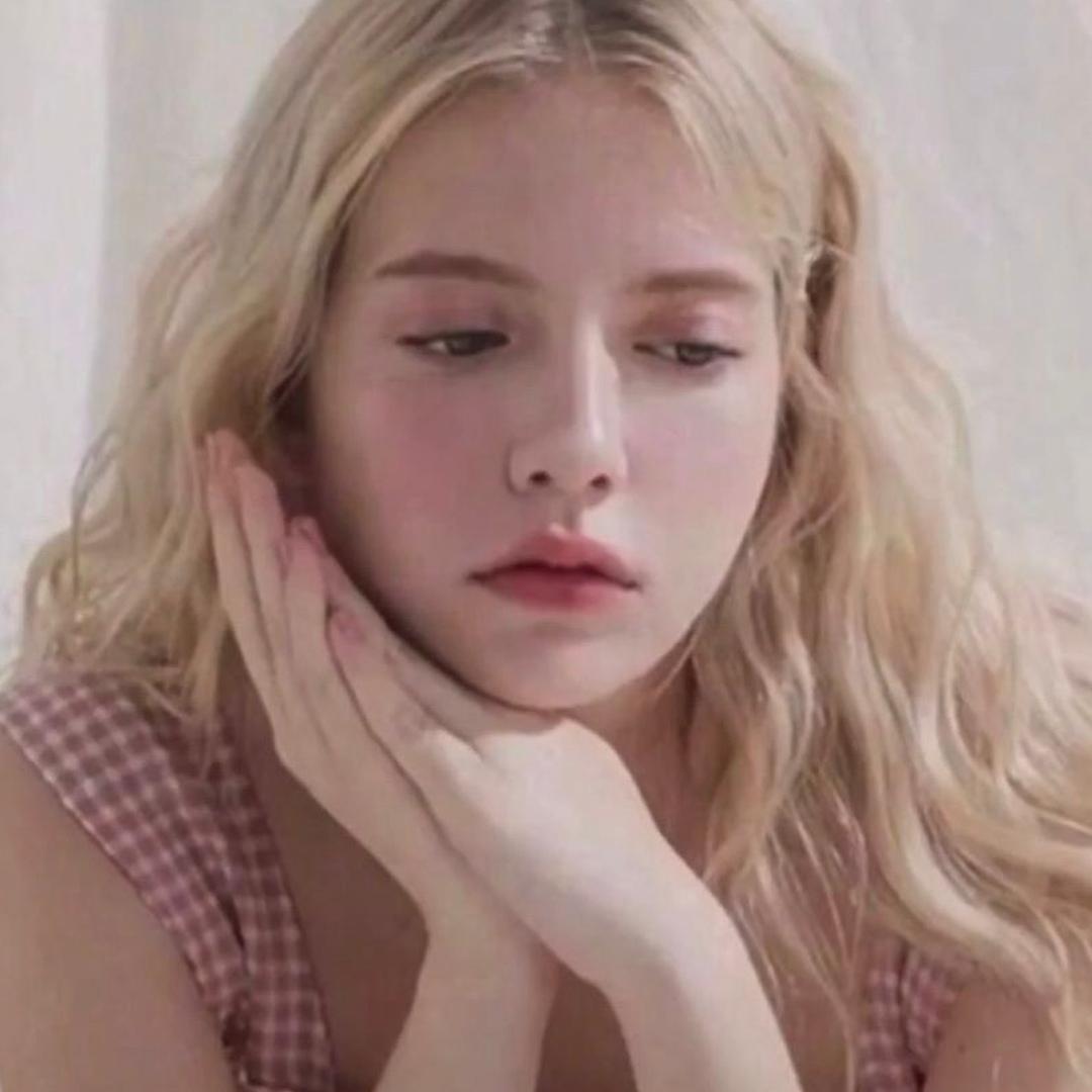 6686体育官网铁牌作者Una