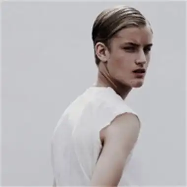 6686体育官网钻石作者睡觉也偷笑