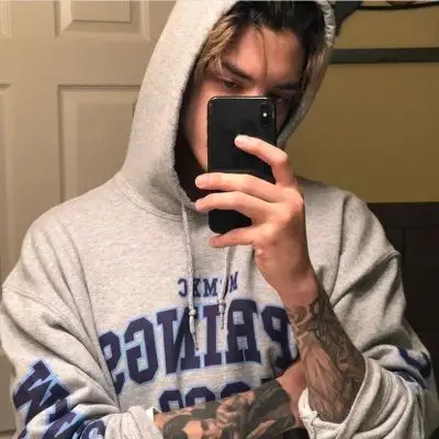 6686体育官网铜牌作者Finian